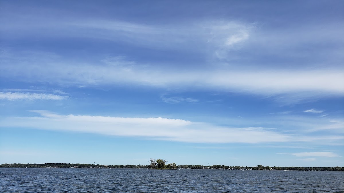 Pistakee Lake