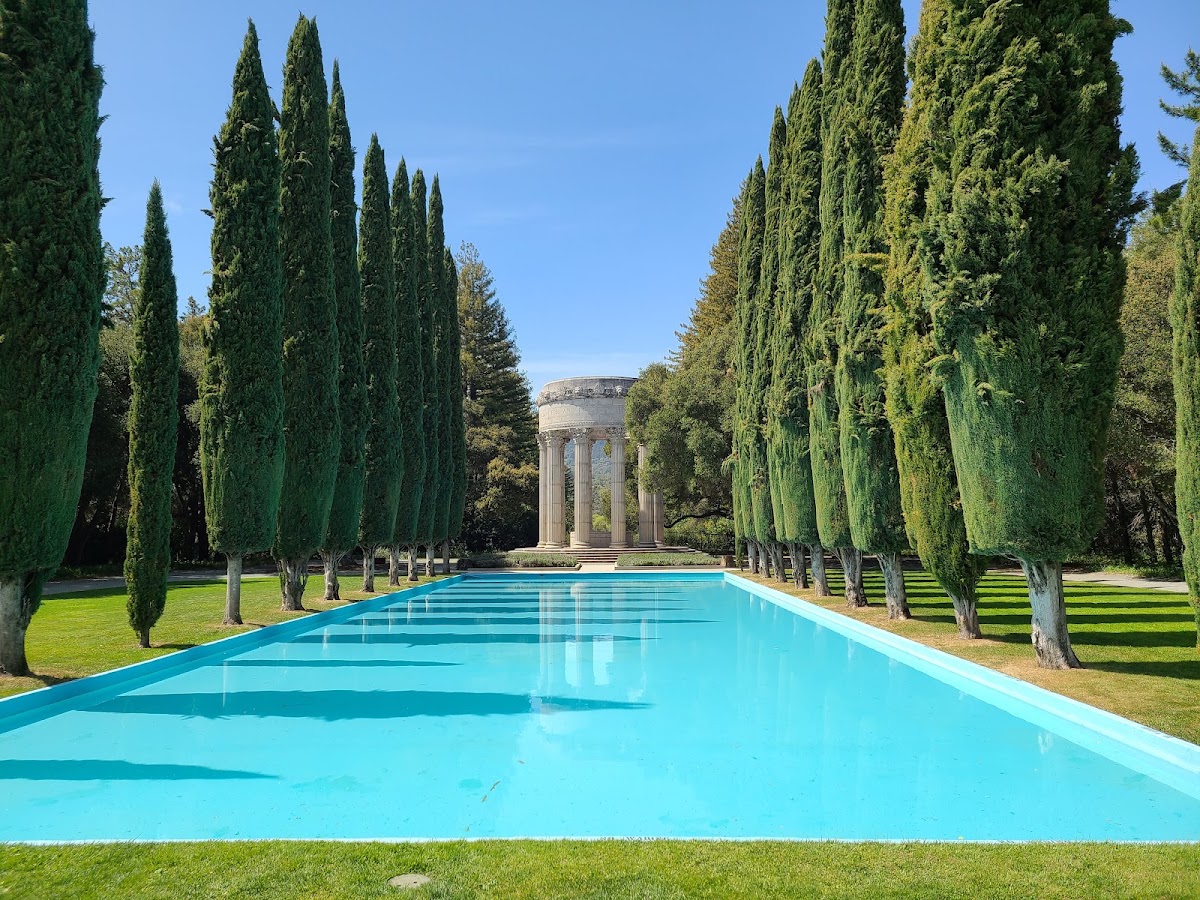Pulgas Water Temple grounds