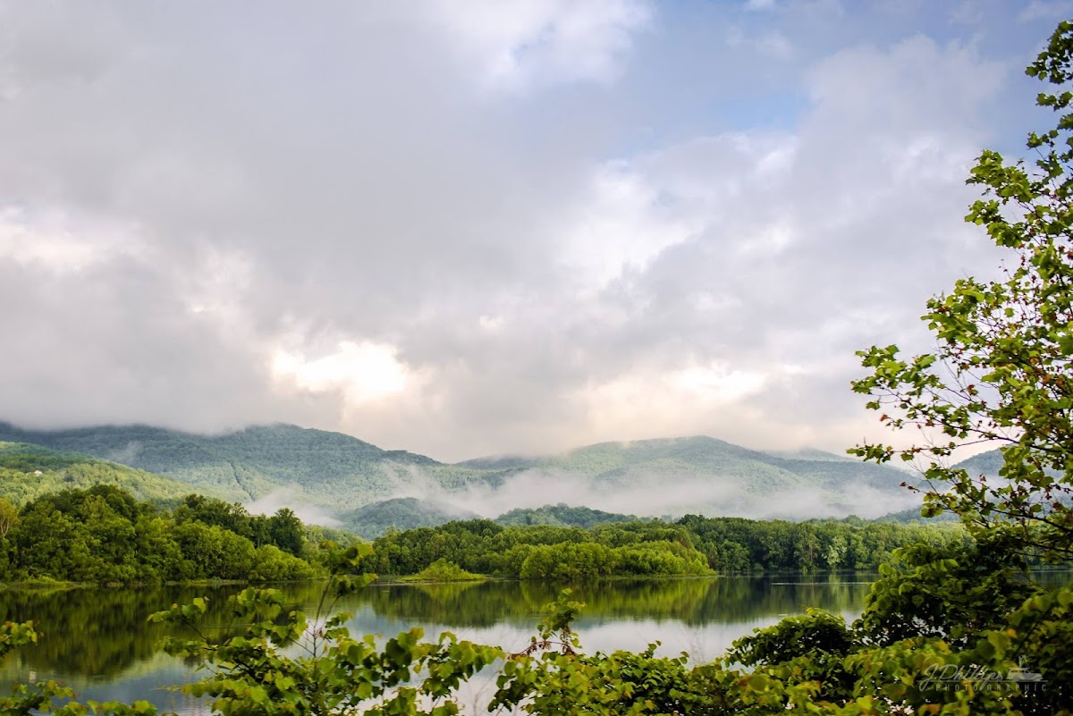 Cove Lake State Park