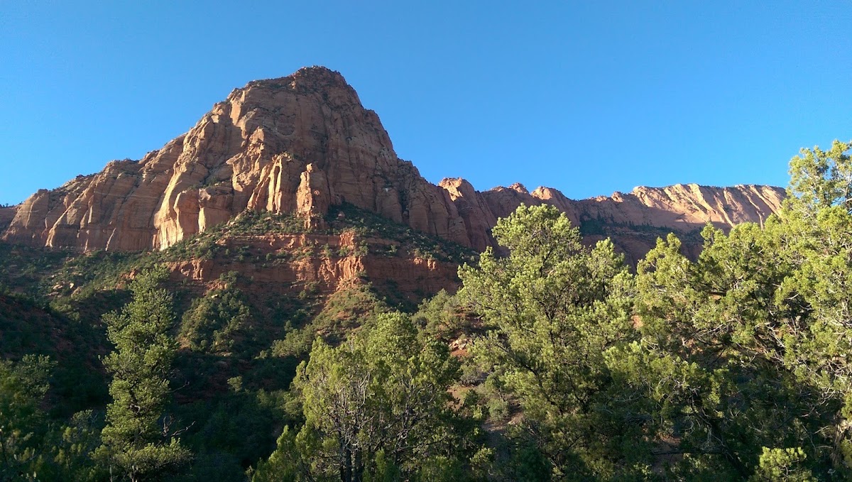 La Verkin Creek Trail