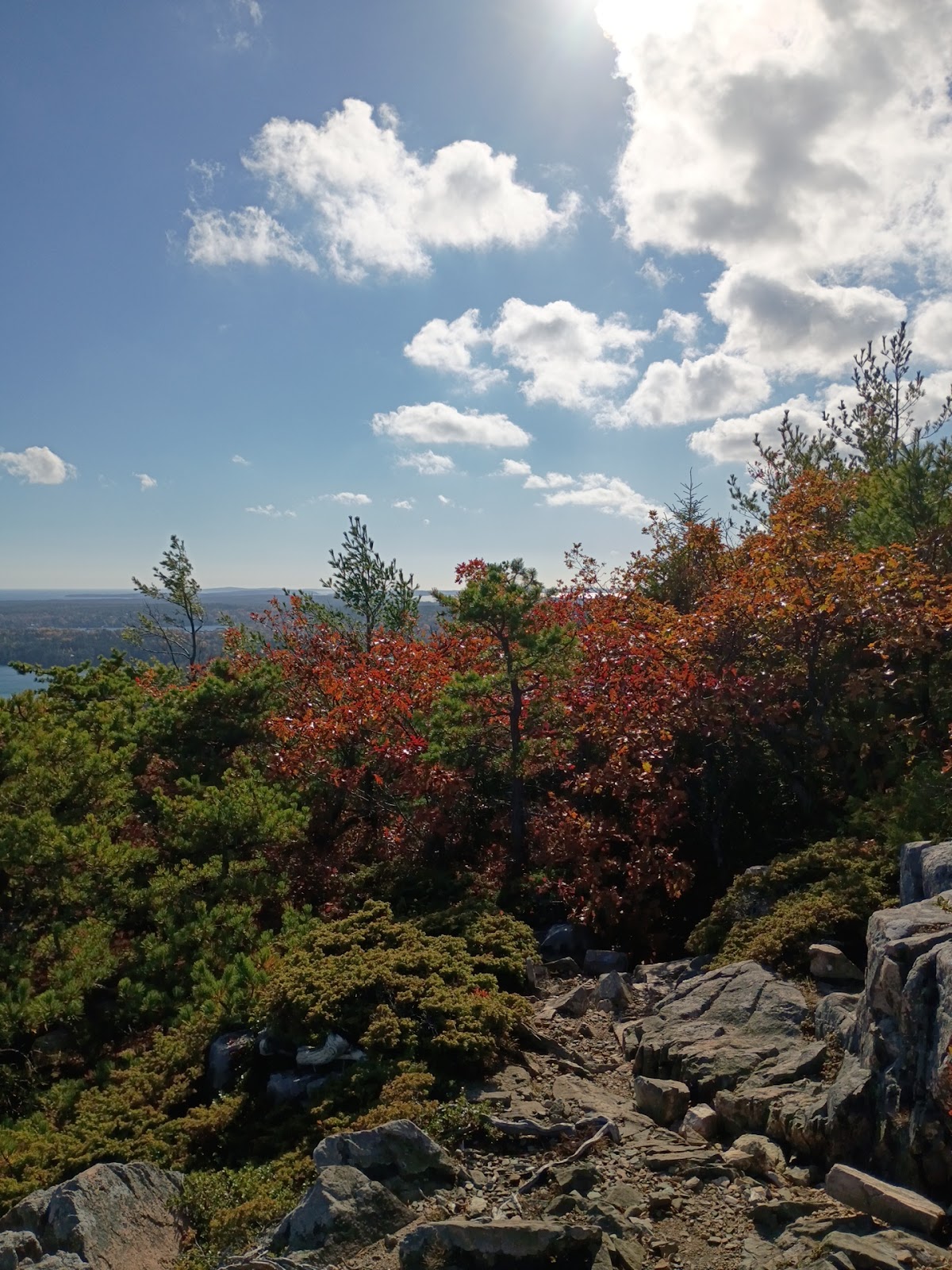 Saint Sauveur Mountain Trail