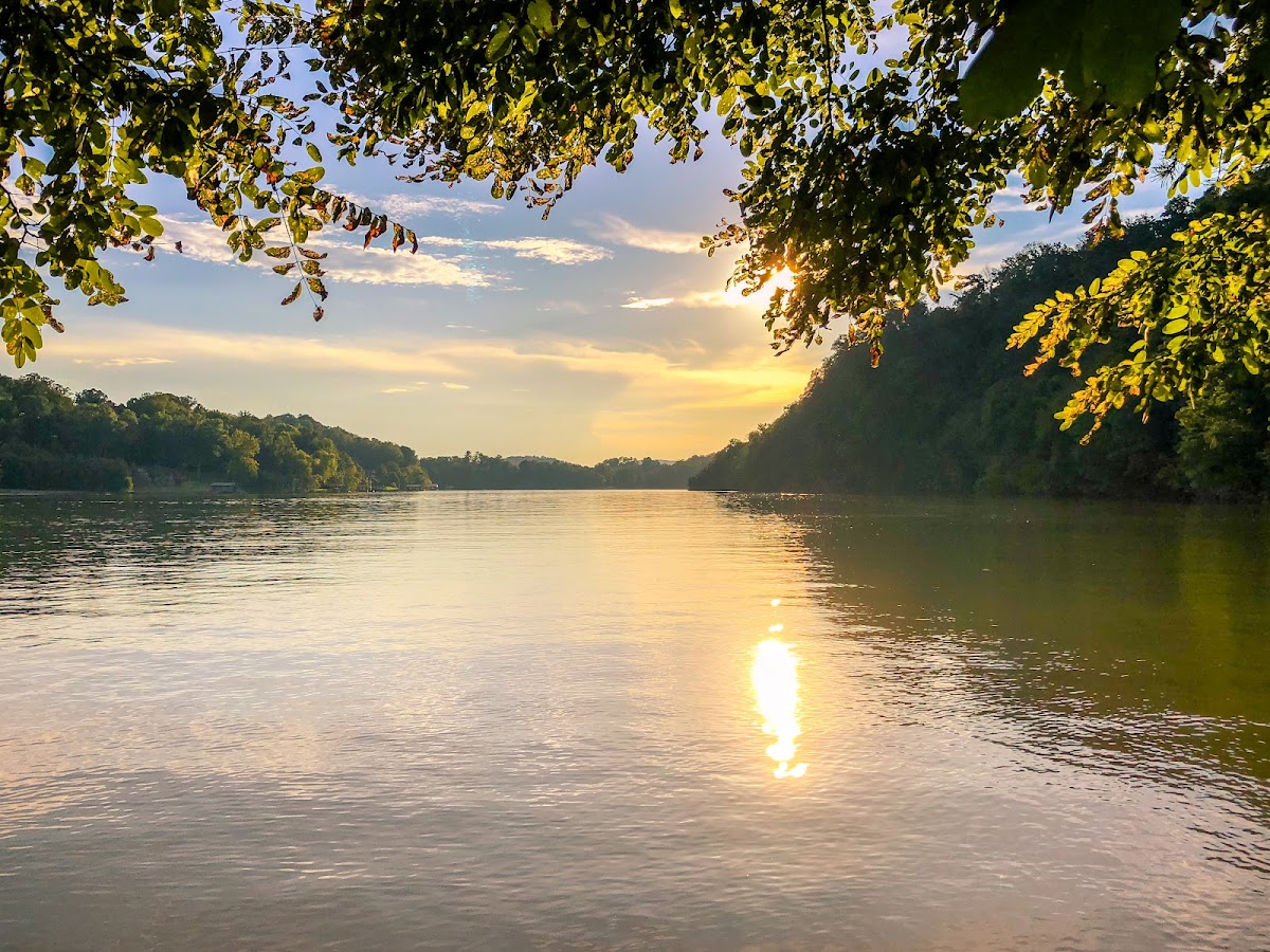 Fort Patrick Henry Lake