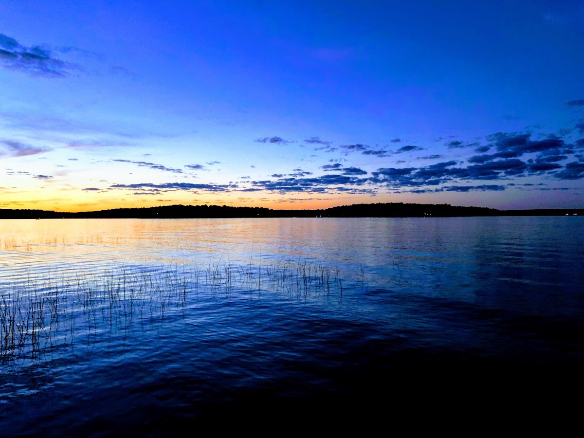 Round Lake