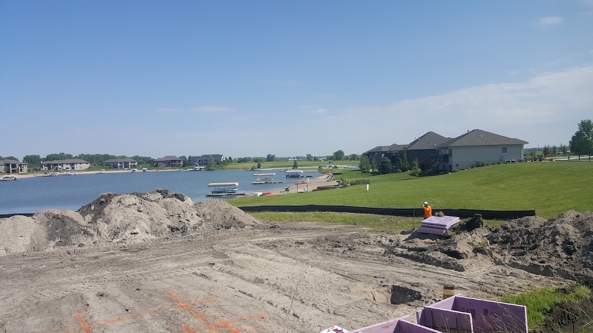 West Shores Lake