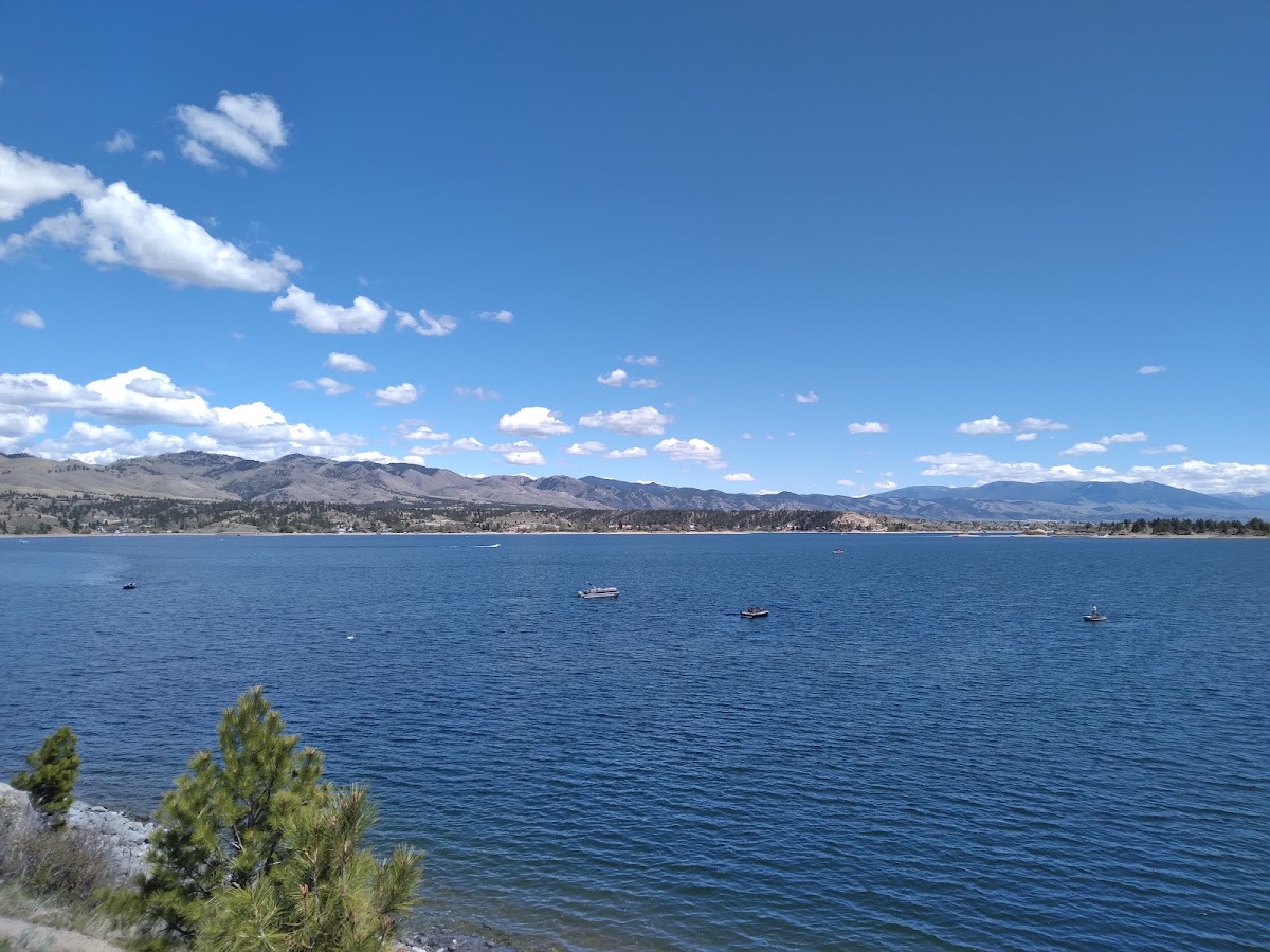 Canyon Ferry Lake