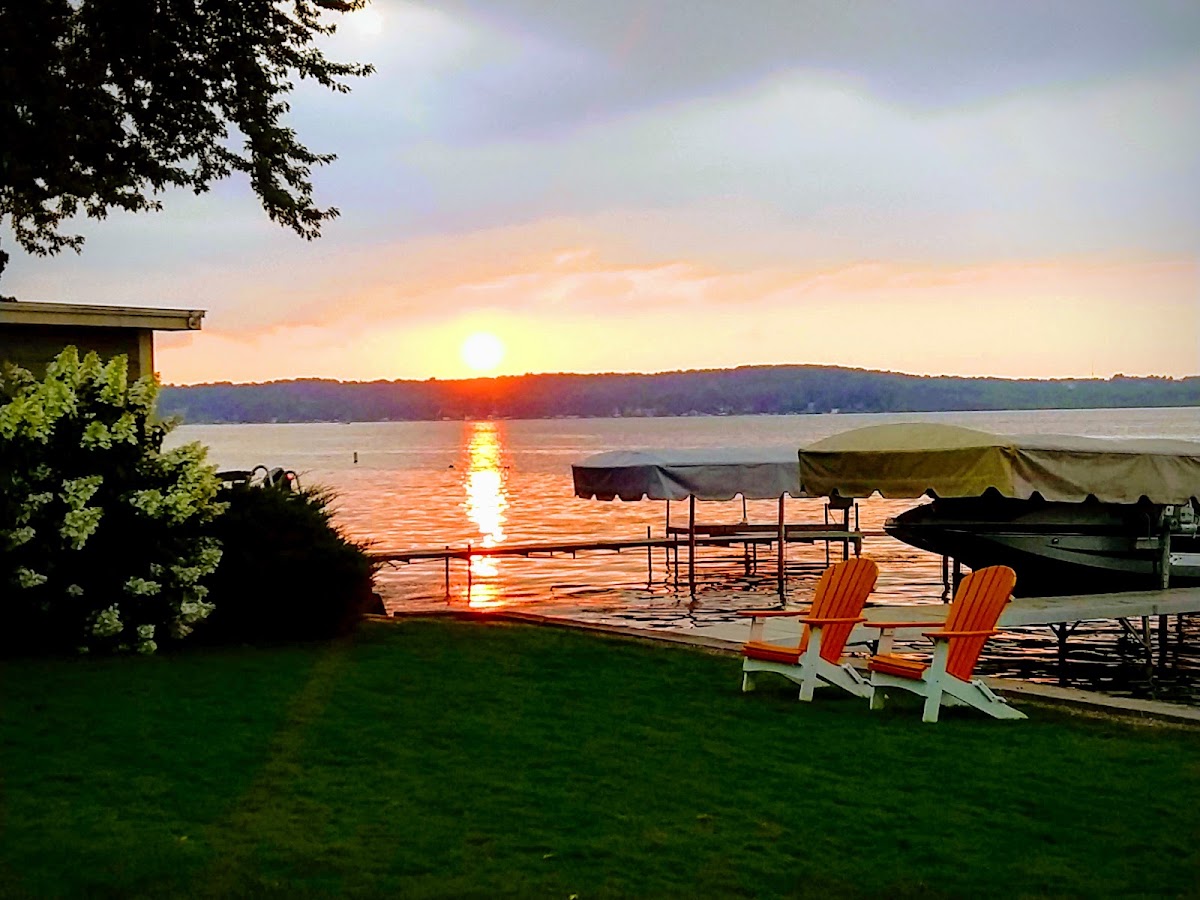 Pewaukee Lake