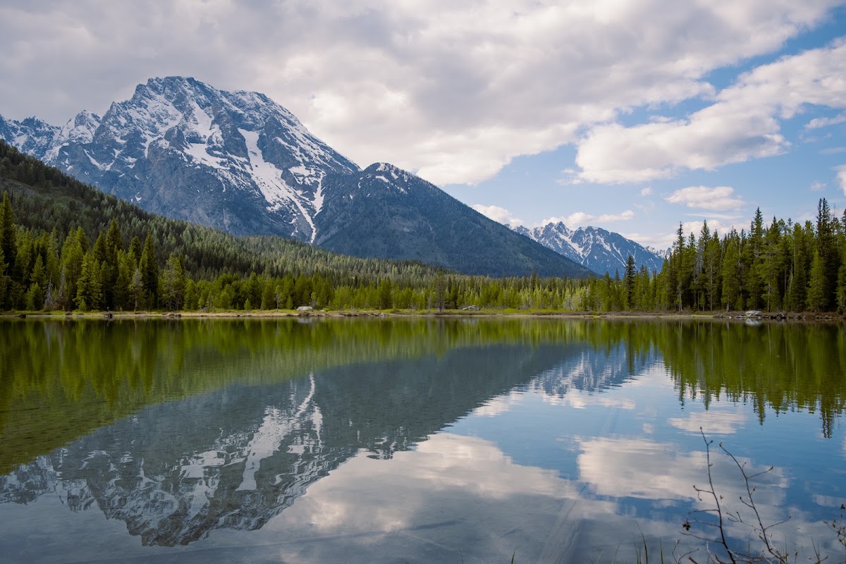 Leigh Lake Trail