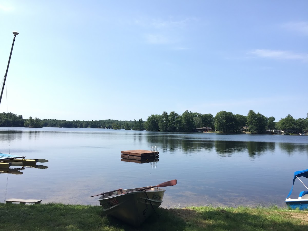 Hickory Hills Lake