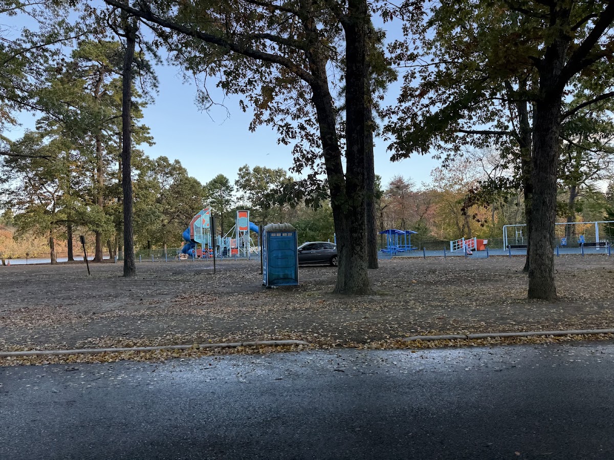 Carasaljo Park