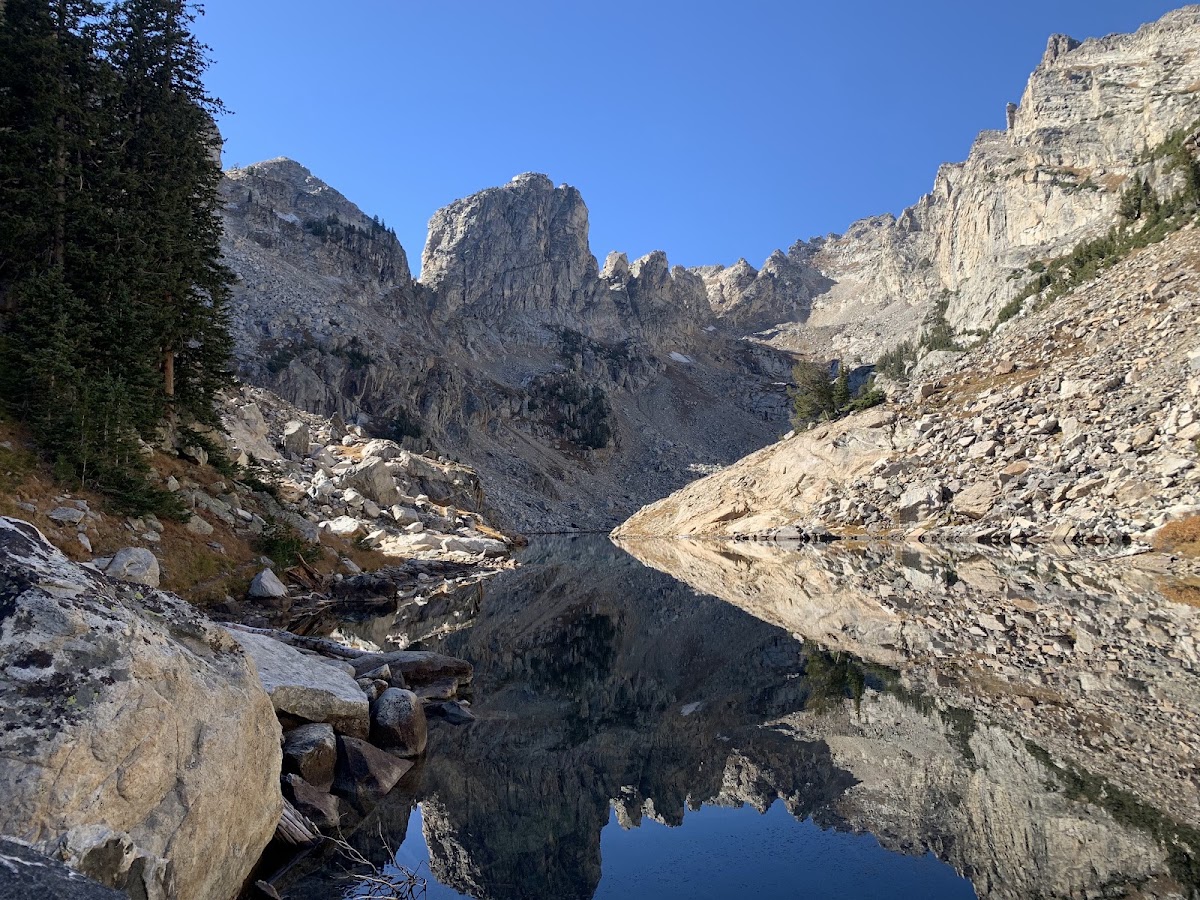 Lake of the Crags Trail