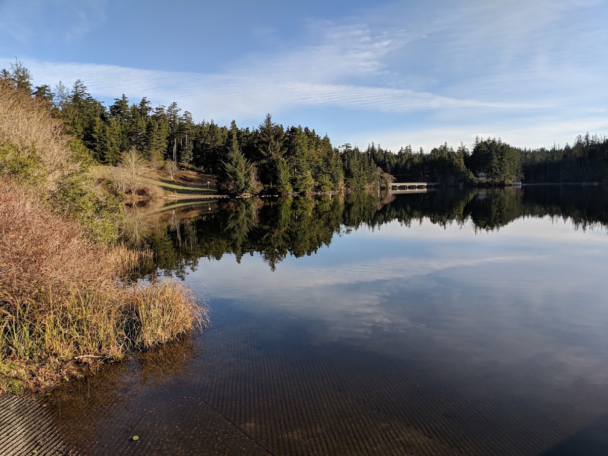 Woahink Lake