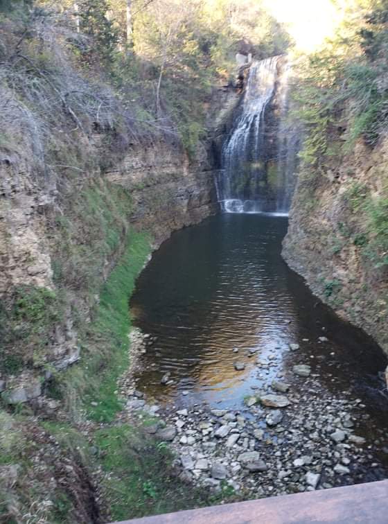 Apple Canyon Lake