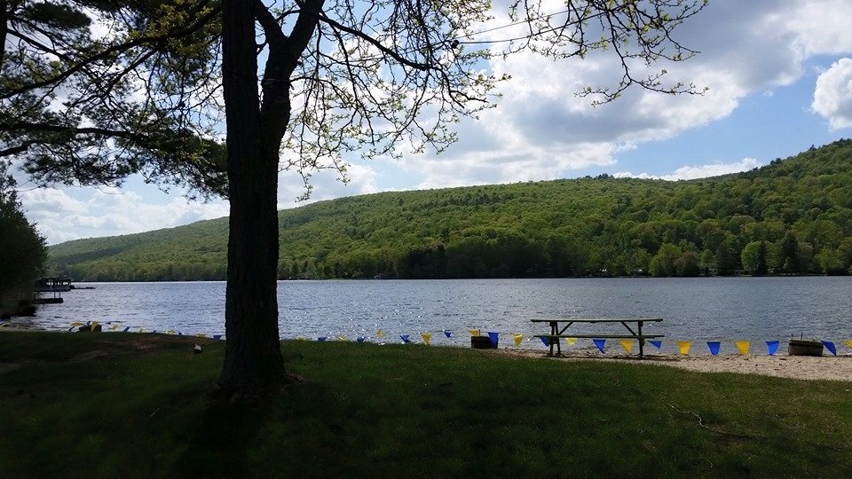 Pinecliff Lake
