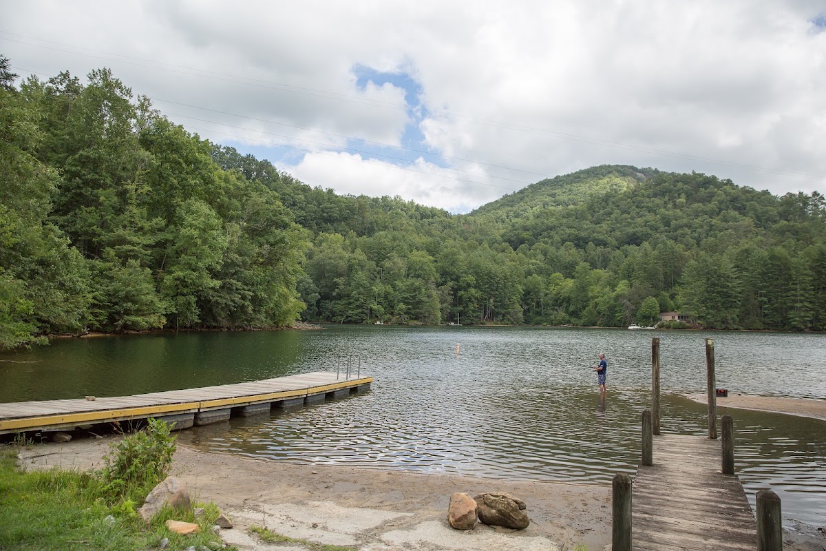 Cedar Cliff Lake