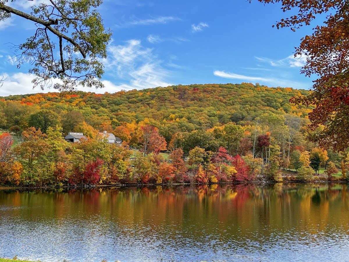 Lake Waramaug