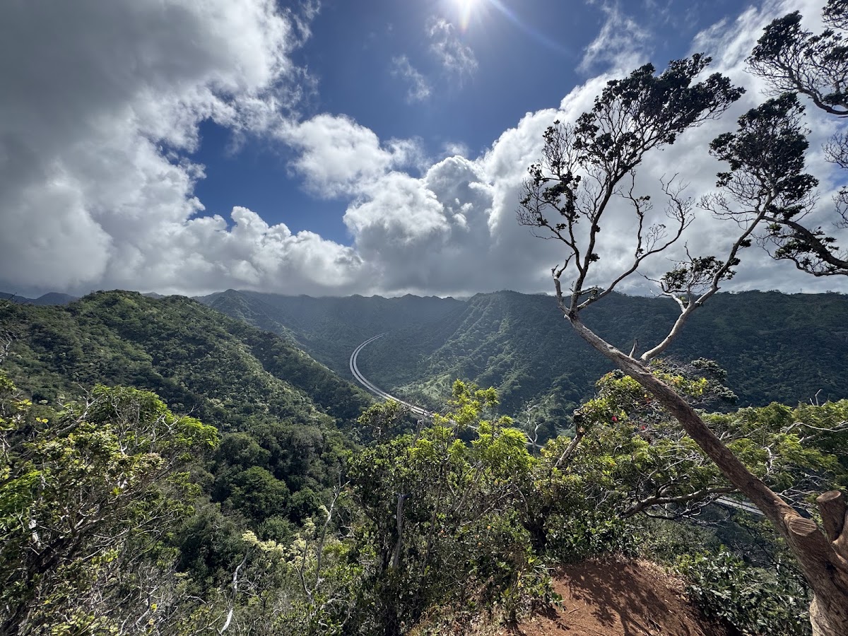 Kalauao Falls Loop Trail