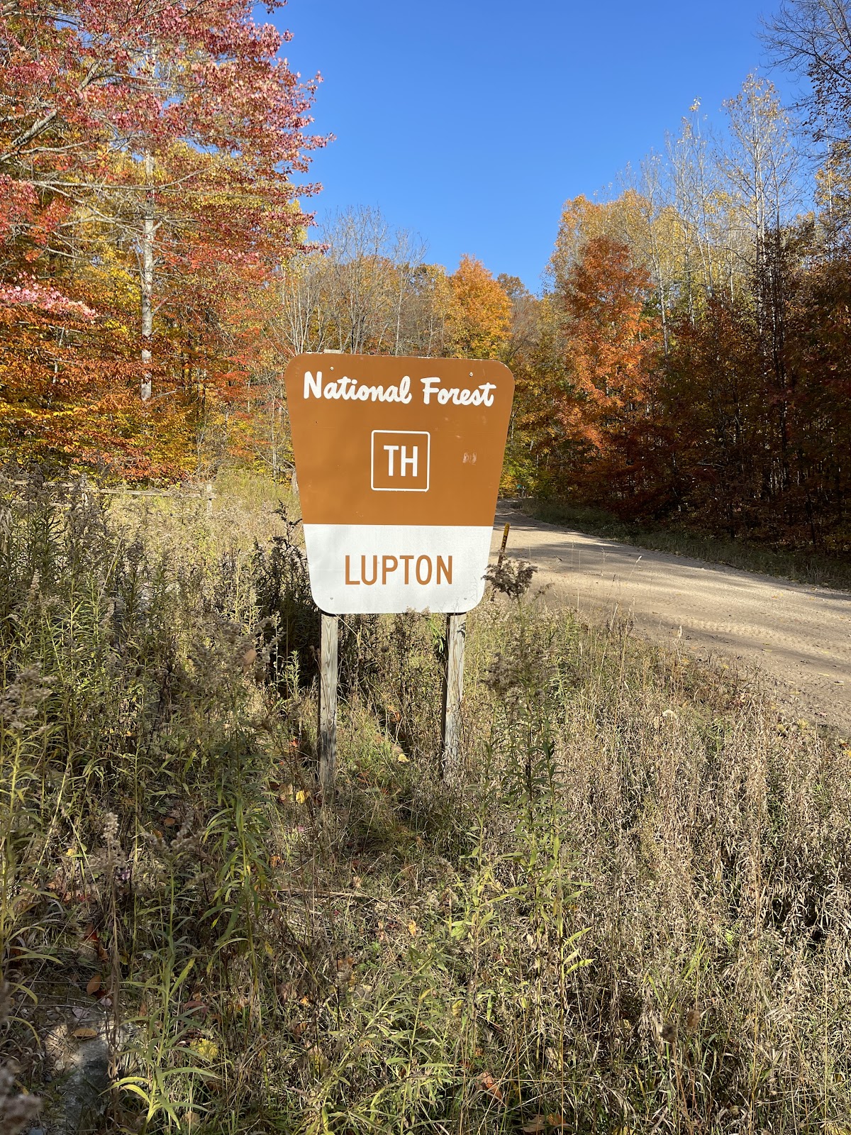 Mack Lake Loop Trail