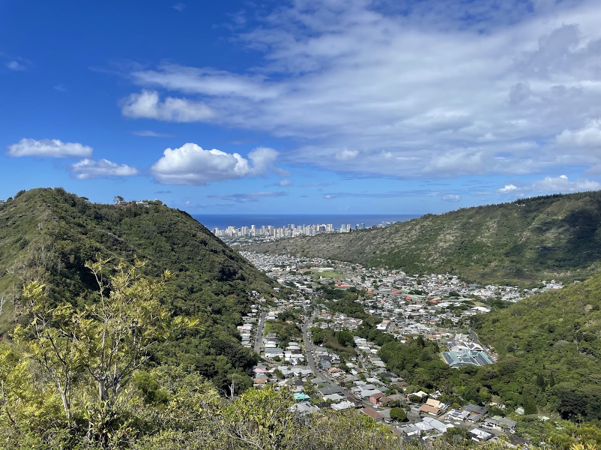 Lanipo Ridge Trail
