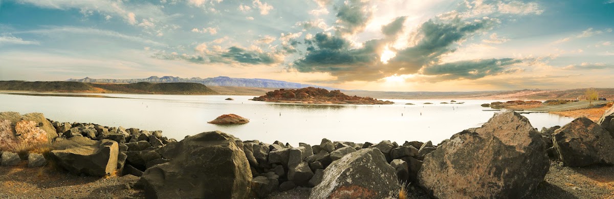 Sand Hollow State Park