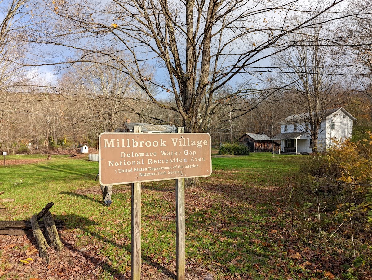 Donkey's Hollow Trail