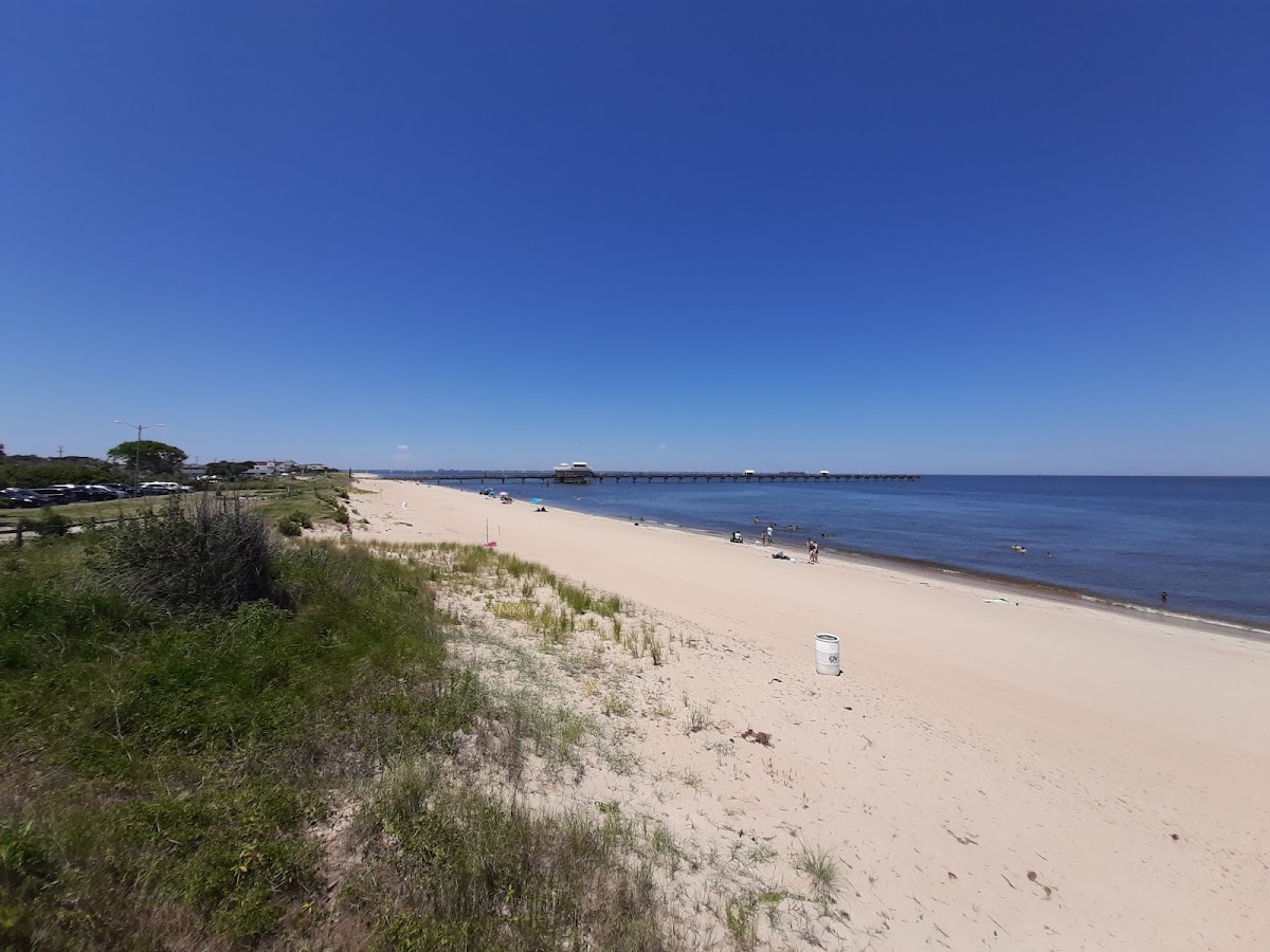 Willoughby Beach