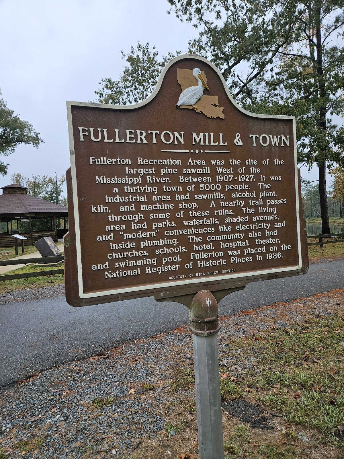 Fullerton Lake