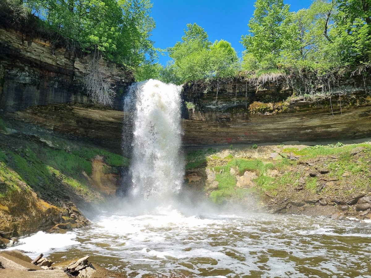 Minnehaha Falls View Area