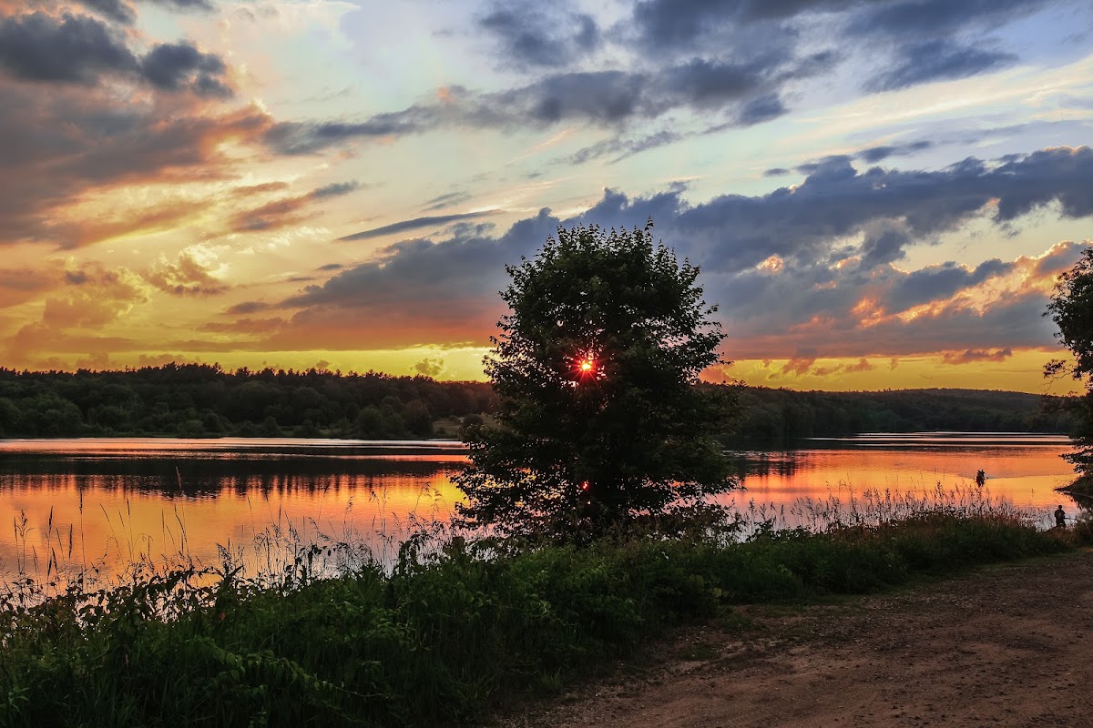 West Thompson Lake